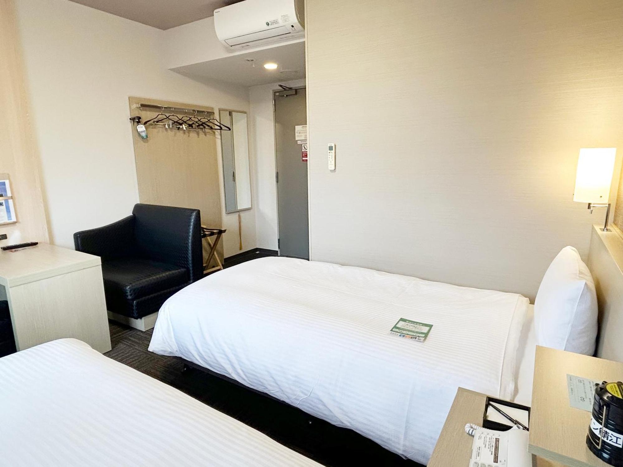 Hotel Route-Inn Sabae -Kokudou 8 Gou- Zewnętrze zdjęcie