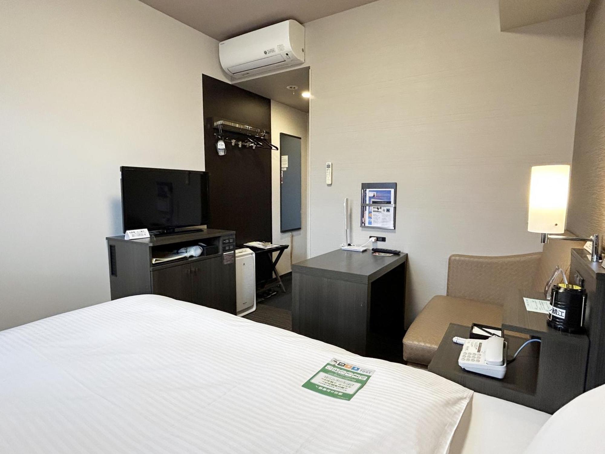 Hotel Route-Inn Sabae -Kokudou 8 Gou- Zewnętrze zdjęcie
